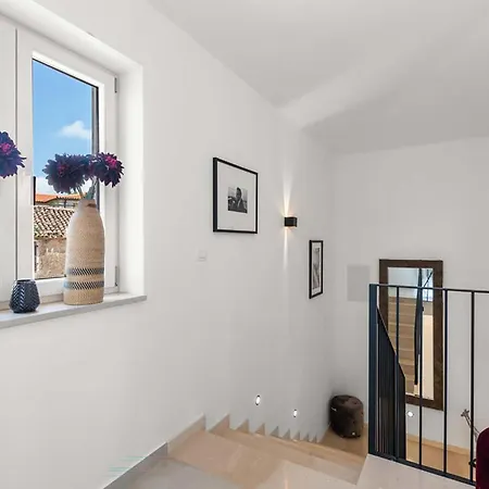 Holiday home Stunning In Stanisi Lasci