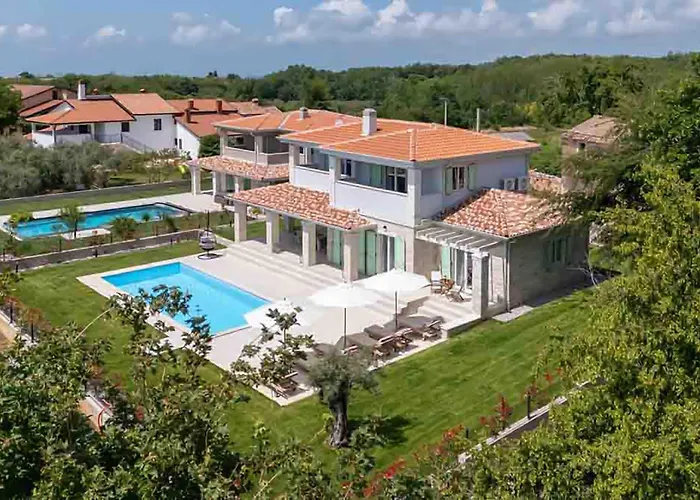 Holiday home Stunning In Stanisi *