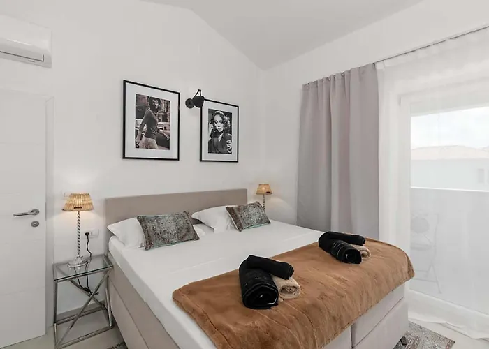 Stunning In Stanisi Semesterbostad Lasci